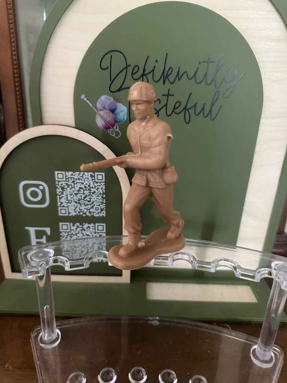 Vintage 4.5” Jumbo Tan Army Men Figure Bayonet Greenbrier International